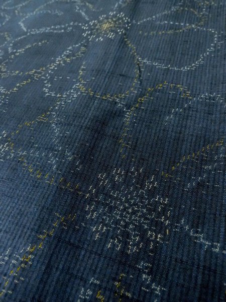 画像8: O0328D 女性用紬 十日町紬 シルク(正絹) 紺, 菊 【中古】【USED】【リサイクル】 ★★★☆☆【O0328D】 (8)