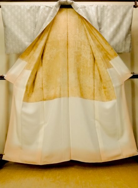 画像2: O0328E 女性用紬  シルク(正絹) 黒, 麻の葉 【中古】【USED】【リサイクル】 ★★☆☆☆【O0328E】 (2)