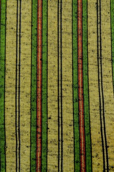 画像6: O0328G 女性用紬  シルク(正絹) 灰色がかった黄緑色, 縞 【中古】【USED】【リサイクル】 ★★★★☆【O0328G】 (6)