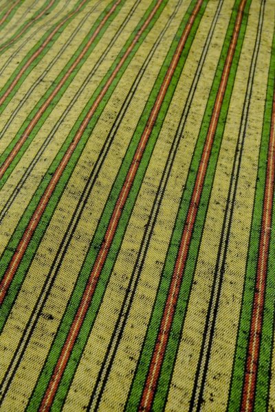 画像7: O0328G 女性用紬  シルク(正絹) 灰色がかった黄緑色, 縞 【中古】【USED】【リサイクル】 ★★★★☆【O0328G】 (7)