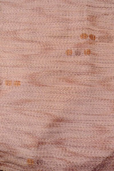 画像4: O0328J 女性用紬  シルク(正絹) 灰色がかった桃色, 流水 【中古】【USED】【リサイクル】 ★★☆☆☆【O0328J】 (4)