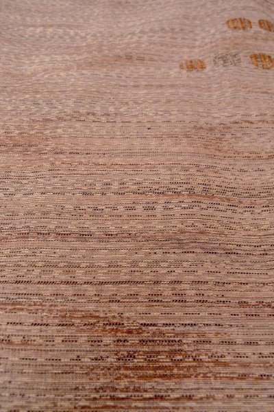 画像10: O0328J 女性用紬  シルク(正絹) 灰色がかった桃色, 流水 【中古】【USED】【リサイクル】 ★★☆☆☆【O0328J】 (10)