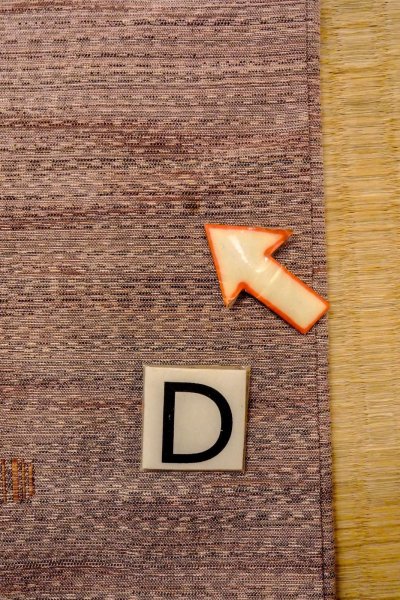 画像17: O0328J 女性用紬  シルク(正絹) 灰色がかった桃色, 流水 【中古】【USED】【リサイクル】 ★★☆☆☆【O0328J】 (17)