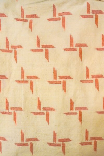 画像3: O0328K 女性用紬  シルク(正絹) アイボリー, 抽象的模様 【中古】【USED】【リサイクル】 ★★★☆☆【O0328K】 (3)