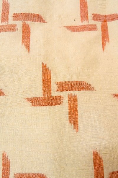 画像7: O0328K 女性用紬  シルク(正絹) アイボリー, 抽象的模様 【中古】【USED】【リサイクル】 ★★★☆☆【O0328K】 (7)