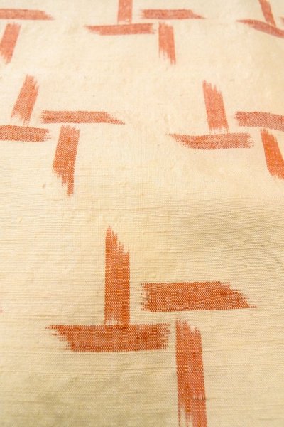 画像9: O0328K 女性用紬  シルク(正絹) アイボリー, 抽象的模様 【中古】【USED】【リサイクル】 ★★★☆☆【O0328K】 (9)