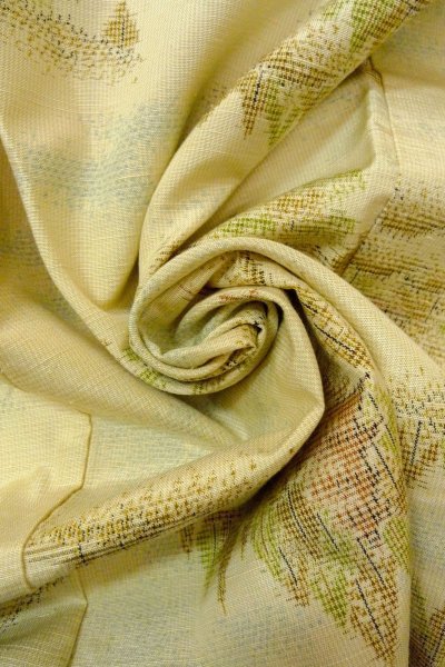 画像12: O0328O 女性用紬 十日町紬 シルク(正絹) 薄いオフ ホワイト, 木 【中古】【USED】【リサイクル】 ★★☆☆☆【O0328O】 (12)