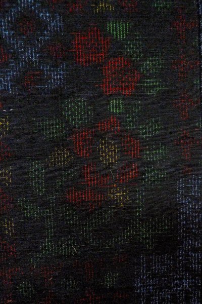 画像7: O0328R 女性用紬 十日町紬 シルク（正絹） 深い藍, 花 【中古】【USED】【リサイクル】 ★★★☆☆【O0328R】 (7)