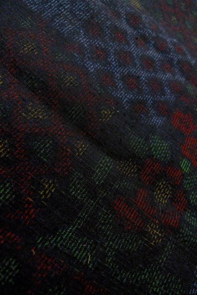 画像10: O0328R 女性用紬 十日町紬 シルク（正絹） 深い藍, 花 【中古】【USED】【リサイクル】 ★★★☆☆【O0328R】 (10)