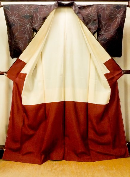 画像2: O0328S 女性用紬  シルク（正絹） 黒, もみじ 【中古】【USED】【リサイクル】 ★★★★☆【O0328S】 (2)