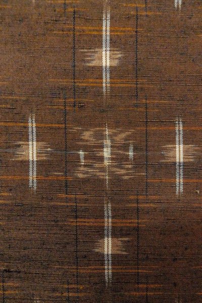 画像7: O0328T 女性用紬  シルク（正絹） 深い茶色, 抽象的模様 【中古】【USED】【リサイクル】 ★★★★☆【O0328T】 (7)