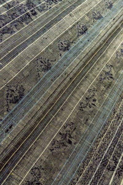 画像9: O0328V 女性用紬  シルク（正絹） 灰色, 花 【中古】【USED】【リサイクル】 ★★☆☆☆【O0328V】 (9)