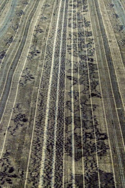 画像10: O0328V 女性用紬  シルク（正絹） 灰色, 花 【中古】【USED】【リサイクル】 ★★☆☆☆【O0328V】 (10)