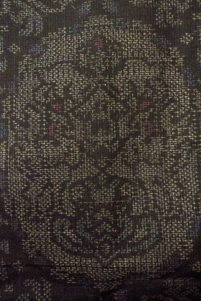 画像5: O0328W 女性用紬  シルク（正絹） 深い灰色, 更紗 【中古】【USED】【リサイクル】 ★★★★☆【O0328W】 (5)