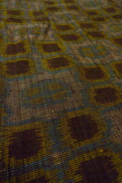 画像10: O0328X 女性用紬  シルク（正絹） 紫み灰色, 花 【中古】【USED】【リサイクル】 ★★★☆☆【O0328X】 (10)