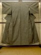 画像1: O0328Y 女性用紬  シルク（正絹） 灰色がかった茶色, 紗綾形文 【中古】【USED】【リサイクル】 ★★★★☆【O0328Y】 (1)