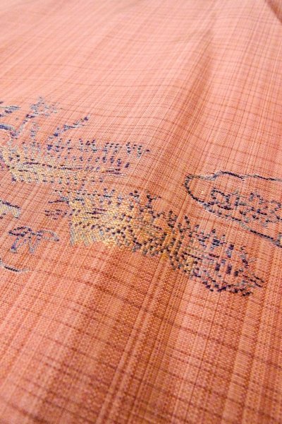 画像8: O0329E 女性用紬  シルク（正絹） 薄い珊瑚色, もみじ 【中古】【USED】【リサイクル】 ★★☆☆☆【O0329E】 (8)