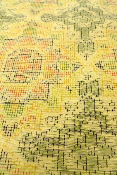 画像6: O0329F 女性用紬  シルク（正絹） 淡い黄色, 花 【中古】【USED】【リサイクル】 ★★★★☆【O0329F】 (6)