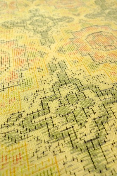 画像7: O0329F 女性用紬  シルク（正絹） 淡い黄色, 花 【中古】【USED】【リサイクル】 ★★★★☆【O0329F】 (7)