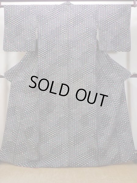 画像1: O0419C 女性用小紋  シルク（正絹） 黒, 麻の葉 【中古】【USED】【リサイクル】 ★★★☆☆【O0419C】 (1)