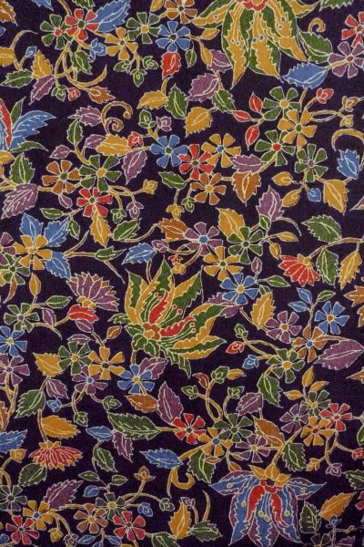 画像4: O0419D 女性用小紋  シルク（正絹） 黒, 唐花 【中古】【USED】【リサイクル】 ★★★☆☆【O0419D】 (4)