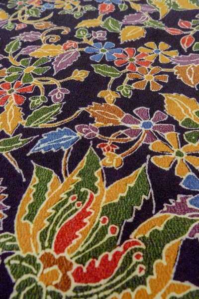 画像9: O0419D 女性用小紋  シルク（正絹） 黒, 唐花 【中古】【USED】【リサイクル】 ★★★☆☆【O0419D】 (9)