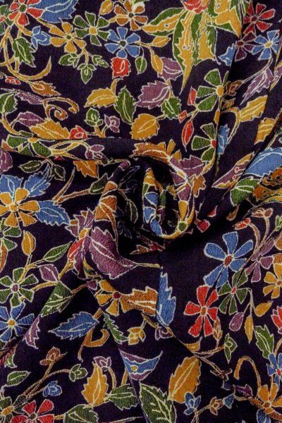 画像11: O0419D 女性用小紋  シルク（正絹） 黒, 唐花 【中古】【USED】【リサイクル】 ★★★☆☆【O0419D】 (11)