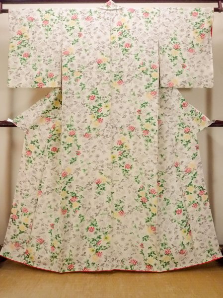 画像1: O0419E 女性用小紋  シルク（正絹） オフ　ホワイト, 菊 【中古】【USED】【リサイクル】 ★★★☆☆【O0419E】 (1)