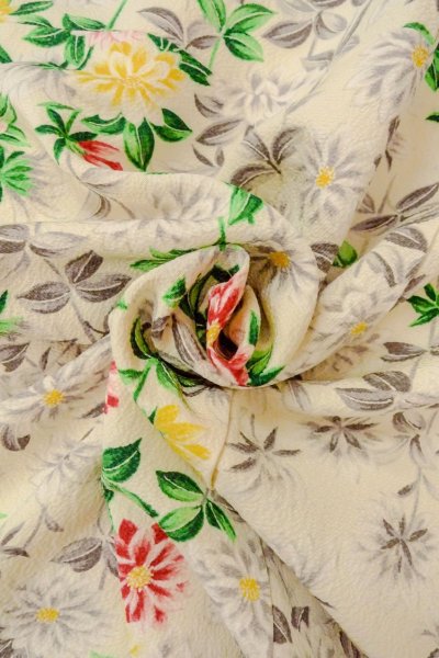 画像11: O0419E 女性用小紋  シルク（正絹） オフ　ホワイト, 菊 【中古】【USED】【リサイクル】 ★★★☆☆【O0419E】 (11)