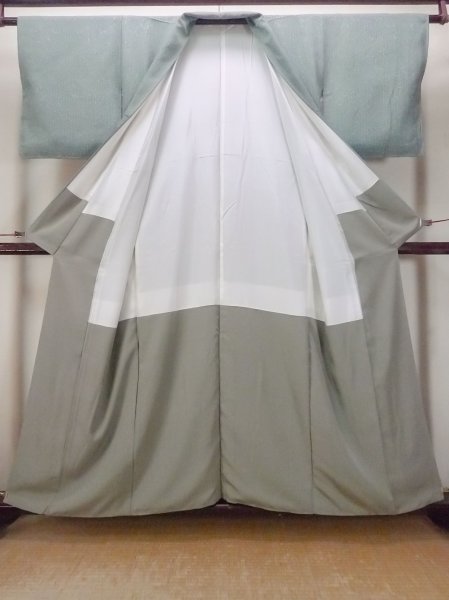 画像2: O0419G 女性用小紋  シルク（正絹） 淡い緑み水色, 花 【中古】【USED】【リサイクル】 ★★☆☆☆【O0419G】 (2)