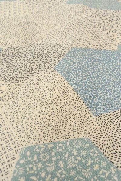 画像8: O0419H 女性用小紋  シルク（正絹） オフ　ホワイト, 花 【中古】【USED】【リサイクル】 ★★☆☆☆【O0419H】 (8)