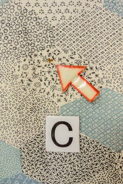 画像16: O0419H 女性用小紋  シルク（正絹） オフ　ホワイト, 花 【中古】【USED】【リサイクル】 ★★☆☆☆【O0419H】 (16)