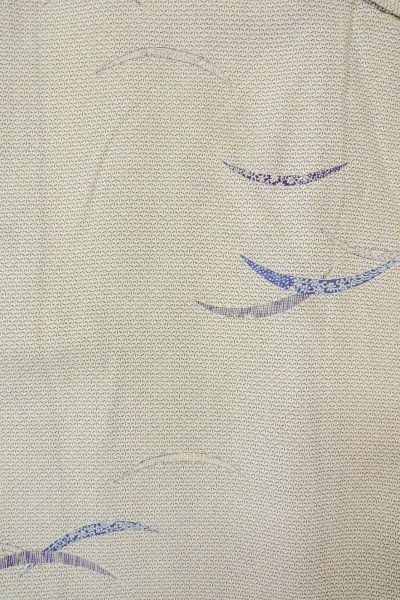 画像3: O0419I 女性用小紋  シルク（正絹） オフ　ホワイト, 芝草 【中古】【USED】【リサイクル】 ★☆☆☆☆【O0419I】 (3)