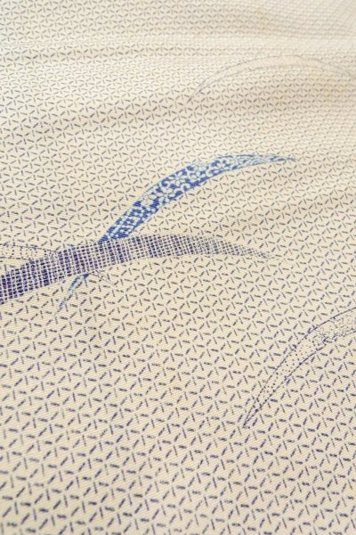 画像10: O0419I 女性用小紋  シルク（正絹） オフ　ホワイト, 芝草 【中古】【USED】【リサイクル】 ★☆☆☆☆【O0419I】 (10)