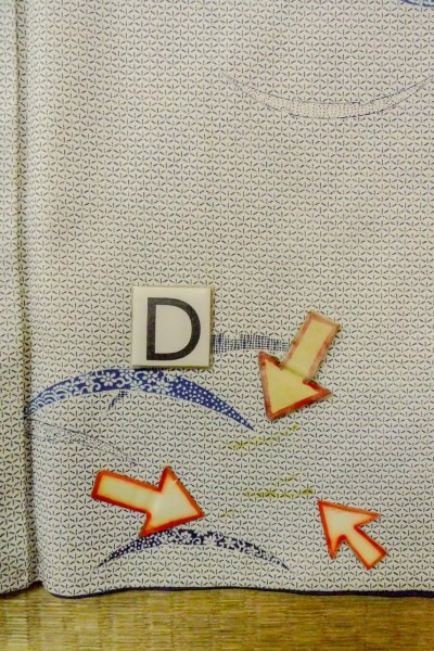 画像17: O0419I 女性用小紋  シルク（正絹） オフ　ホワイト, 芝草 【中古】【USED】【リサイクル】 ★☆☆☆☆【O0419I】 (17)