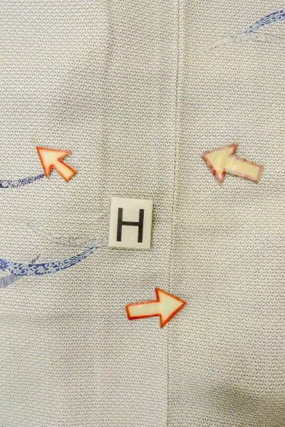 画像21: O0419I 女性用小紋  シルク（正絹） オフ　ホワイト, 芝草 【中古】【USED】【リサイクル】 ★☆☆☆☆【O0419I】 (21)