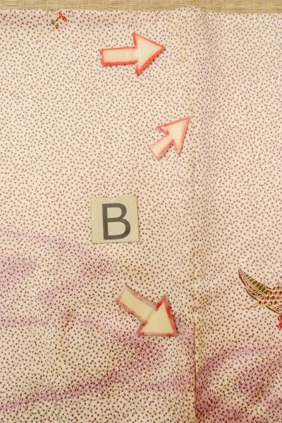 画像15: O0419K 女性用小紋  シルク（正絹） アイボリー, 桜 【中古】【USED】【リサイクル】 ★★☆☆☆【O0419K】 (15)