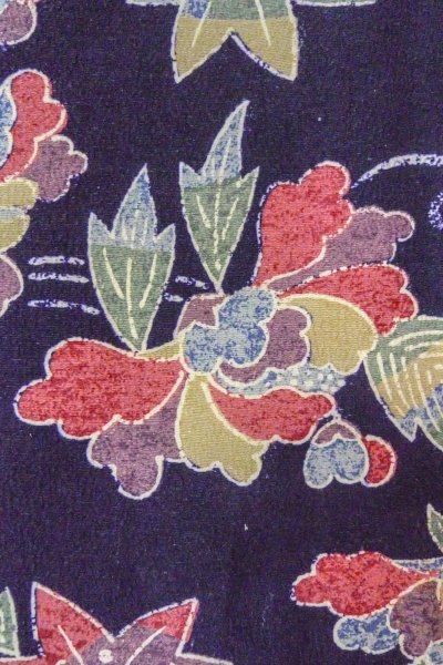 画像5: O0419L 女性用小紋  シルク（正絹） 深い藍, ぼたん 【中古】【USED】【リサイクル】 ★★☆☆☆【O0419L】 (5)