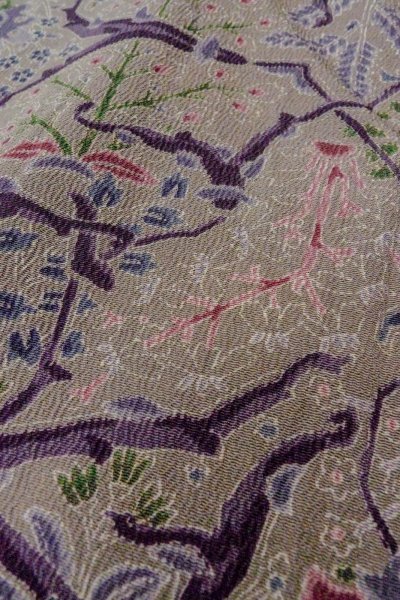 画像8: O0419M 女性用小紋  シルク（正絹） 淡い灰色がかったオリーブ, 花 【中古】【USED】【リサイクル】 ★★★☆☆【O0419M】 (8)