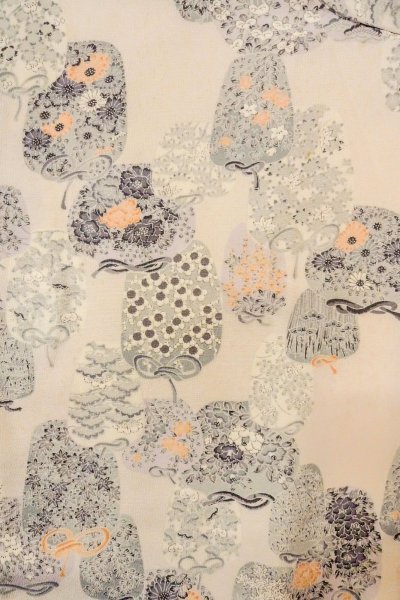 画像3: O0419N 女性用小紋  シルク（正絹） オフ　ホワイト, ぼたん 【中古】【USED】【リサイクル】 ★☆☆☆☆【O0419N】 (3)