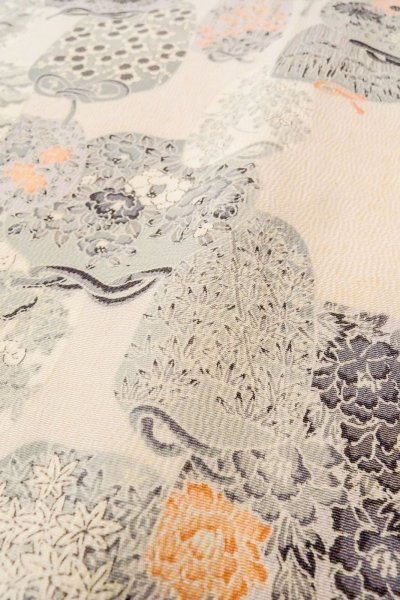 画像8: O0419N 女性用小紋  シルク（正絹） オフ　ホワイト, ぼたん 【中古】【USED】【リサイクル】 ★☆☆☆☆【O0419N】 (8)