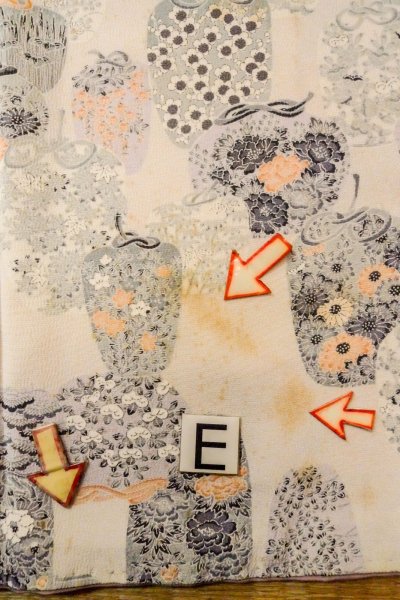 画像18: O0419N 女性用小紋  シルク（正絹） オフ　ホワイト, ぼたん 【中古】【USED】【リサイクル】 ★☆☆☆☆【O0419N】 (18)