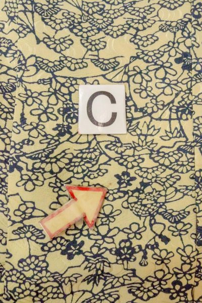 画像16: O0419P 女性用小紋  シルク（正絹） アイボリー, 花 【中古】【USED】【リサイクル】 ★★☆☆☆【O0419P】 (16)