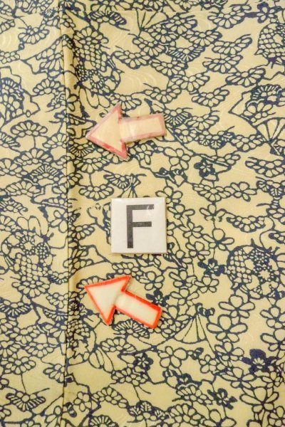 画像19: O0419P 女性用小紋  シルク（正絹） アイボリー, 花 【中古】【USED】【リサイクル】 ★★☆☆☆【O0419P】 (19)