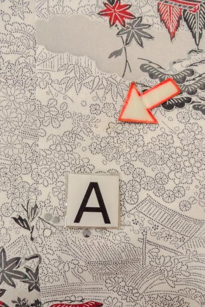 画像14: O0419Q 女性用小紋  シルク（正絹） 白, 梅 【中古】【USED】【リサイクル】 ★★★☆☆【O0419Q】 (14)