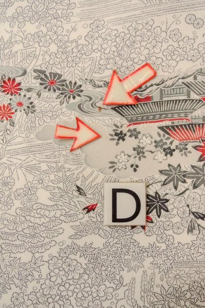 画像17: O0419Q 女性用小紋  シルク（正絹） 白, 梅 【中古】【USED】【リサイクル】 ★★★☆☆【O0419Q】 (17)