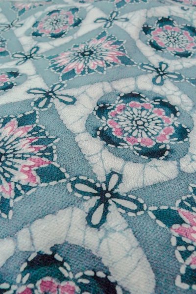 画像8: O0419R 女性用小紋  シルク（正絹） 淡い灰色, 花 【中古】【USED】【リサイクル】 ★★☆☆☆【O0419R】 (8)