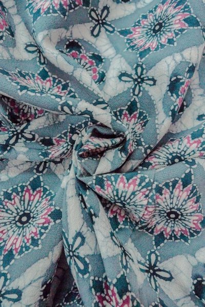 画像12: O0419R 女性用小紋  シルク（正絹） 淡い灰色, 花 【中古】【USED】【リサイクル】 ★★☆☆☆【O0419R】 (12)