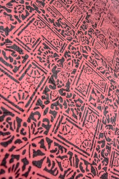 画像9: O0419T 女性用小紋  シルク（正絹） 深い赤色, 唐花 【中古】【USED】【リサイクル】 ★★★★☆【O0419T】 (9)