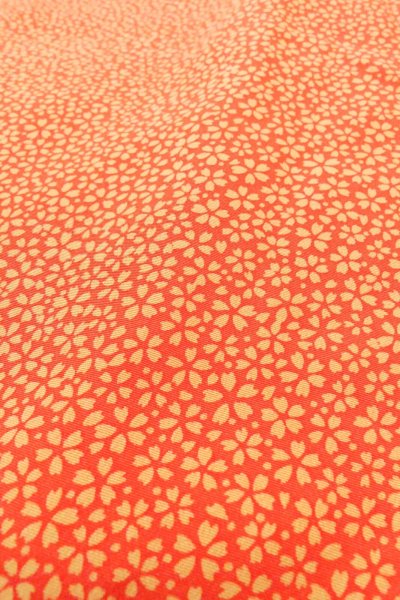 画像9: O0419X 女性用小紋  シルク（正絹） 橙色, 桜 【中古】【USED】【リサイクル】 ★★★★☆【O0419X】 (9)